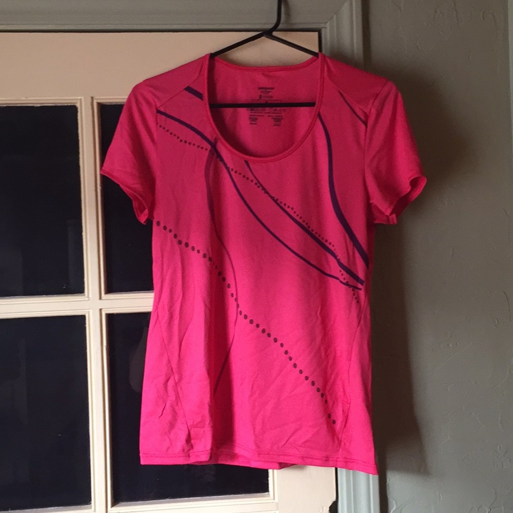 Patagonia quick dry top silk weight capilene 1